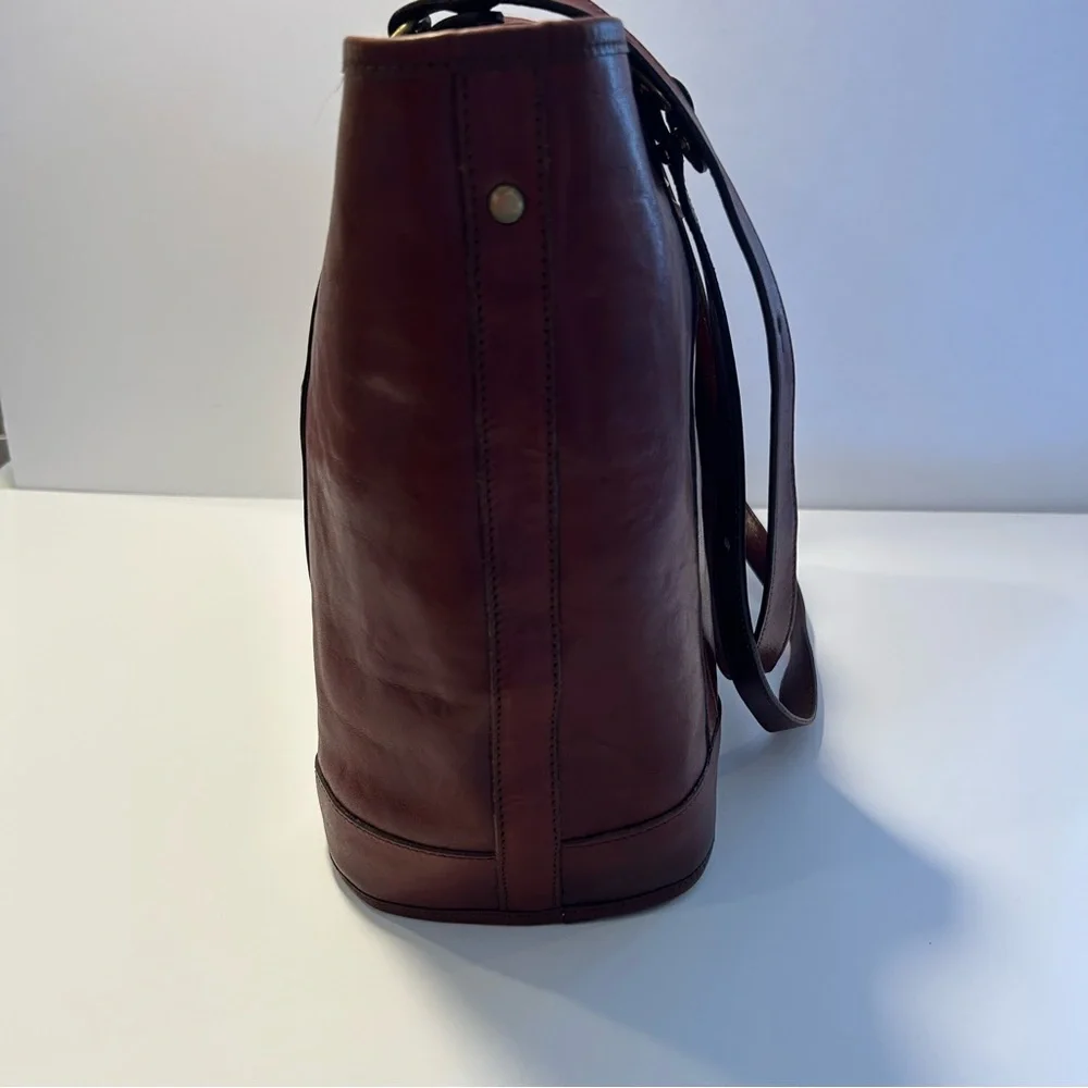 Brahmin - Vintage Brown Leather Tote Bag - Picture 6 of 16